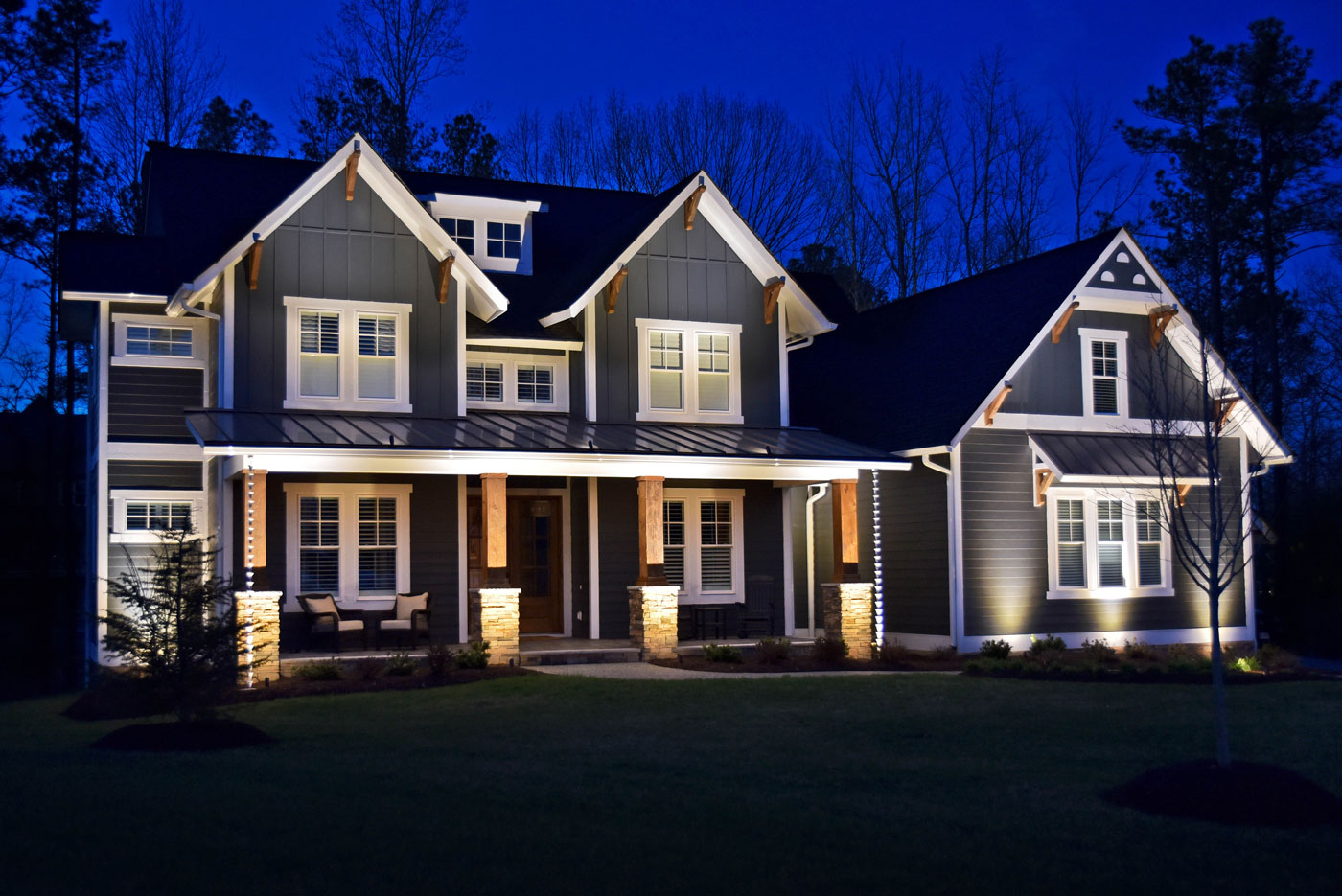 home exterior lighting in woodbury